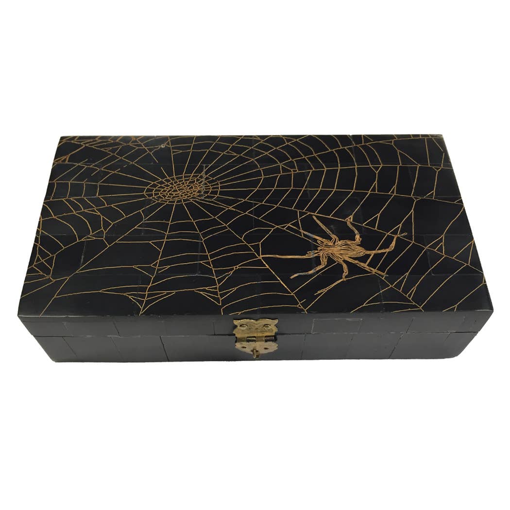 Engraved Horn Box- Spider in Web 6-1/4" (Reproduction)