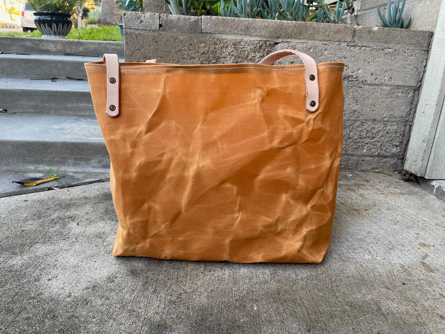 Market Tote- Waxed Canvas (Butterscotch)
