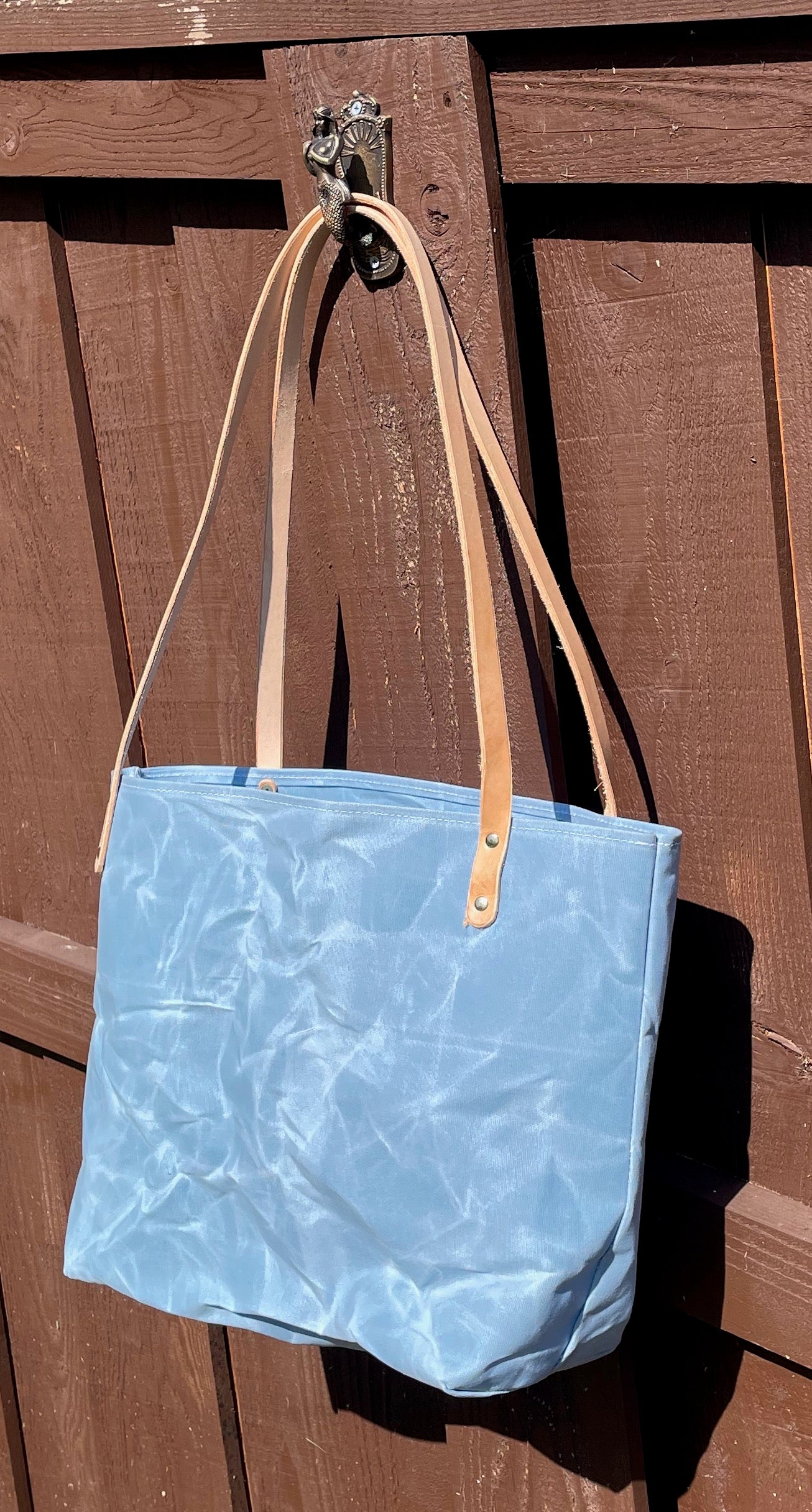 Market Tote "Get Lost"- Waxed Canvas (Sky Blue)
