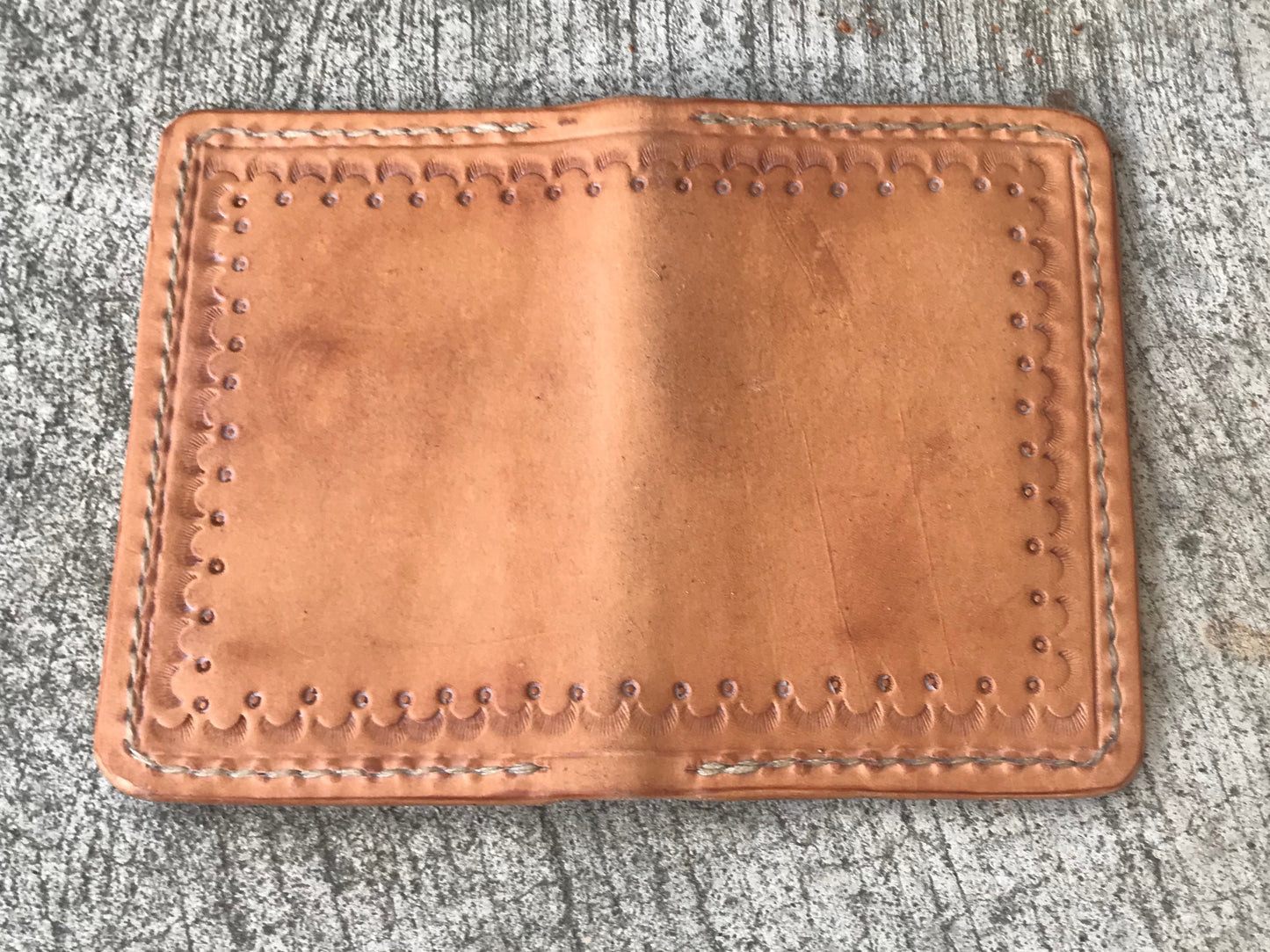 Los Primos Leather Vertical Wallet